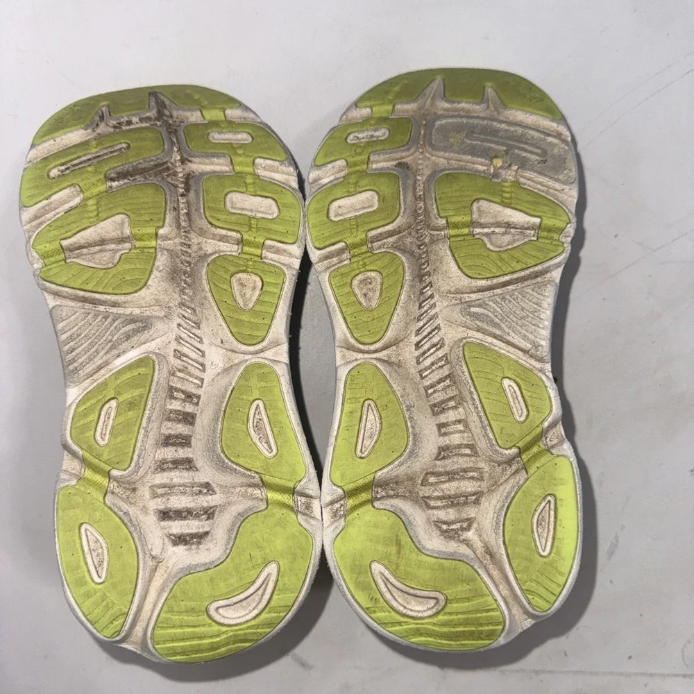 Hoka One One hoka one